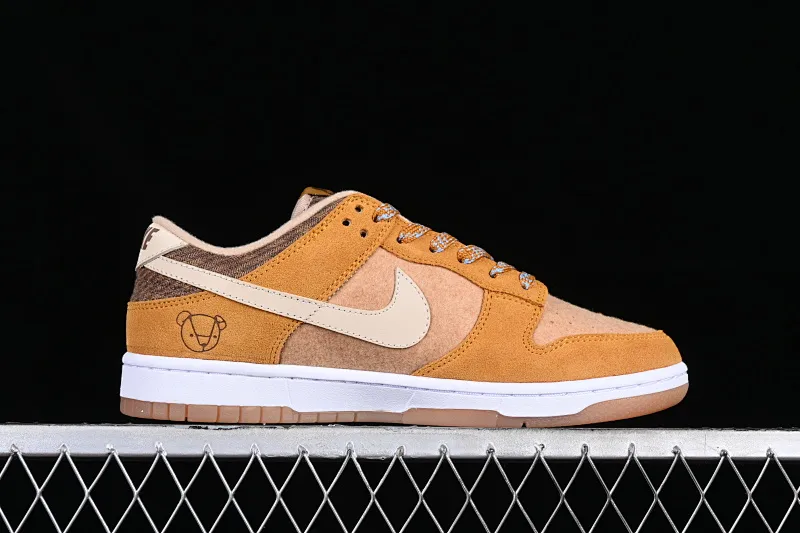 All categories Nk SB Dunk series Nk SB Dunk Low low-top sneakers Nk Dunk Low Xiongxiong joint name wheat color SB low-top sports and leisure sneakers DZ5350-288